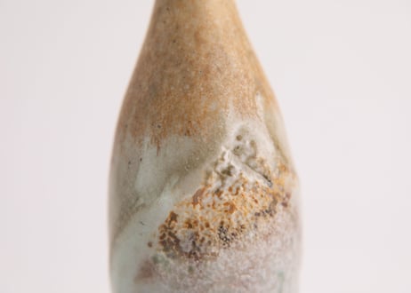 自然釉窯変一輪挿　Natural ash glaze kiln-change single-flower vase　R8-220