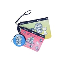 レスポートサック ドラえもん WRISTLET POUCHES WITH ROUND CHARM DORAEMON WITH MEOW 2944 HH28 lesportsac ポーチ