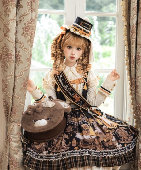 「Antique Bear」柄付きジャンパースカート、ブラウス【9/10まで】ロリータ