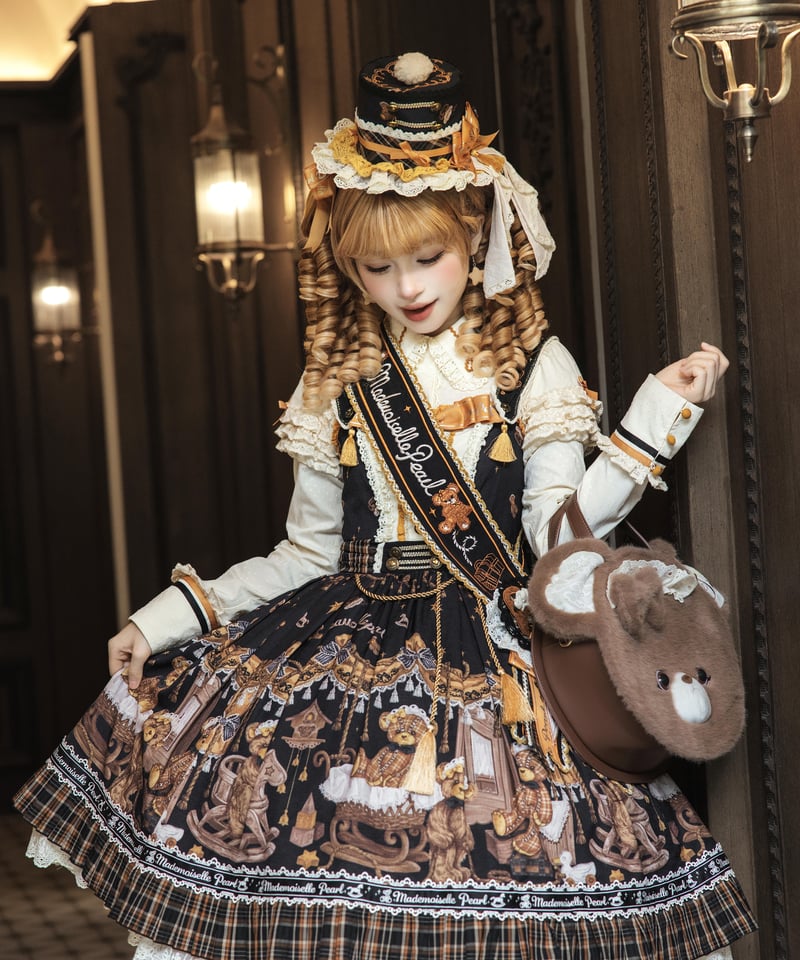 Antique Bear」柄付きジャンパースカート、ブラウス【9/10まで