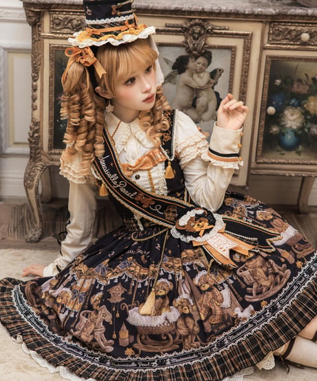 「Antique Bear」柄付きジャンパースカート、ブラウス【9/10まで】ロリータ
