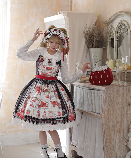 「Strawberry Manor」ショートジャンパースカート【12/29まで】ロリータ