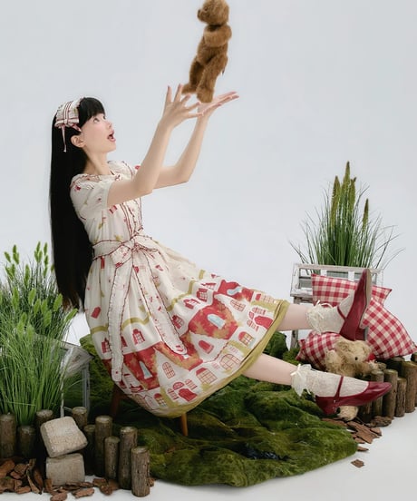 「Red House」ワンピース、ヘッドドレス【8/10まで】ロリータ