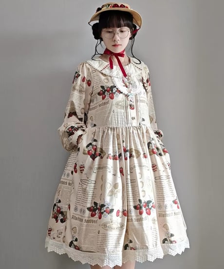 「Strawberry Album」苺刺繍襟ワンピース【9/19まで】ロリータ