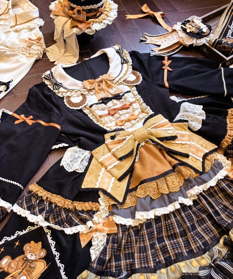 「Antique Bear」無地ワンピース【9/10まで】ロリータ