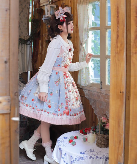 「Strawberry Manor」ショートジャンパースカート【12/29まで】ロリータ
