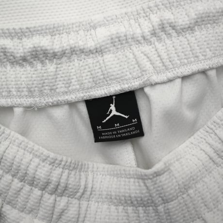 USED "NIKE / JORDAN" BASKET BALL SHORTS