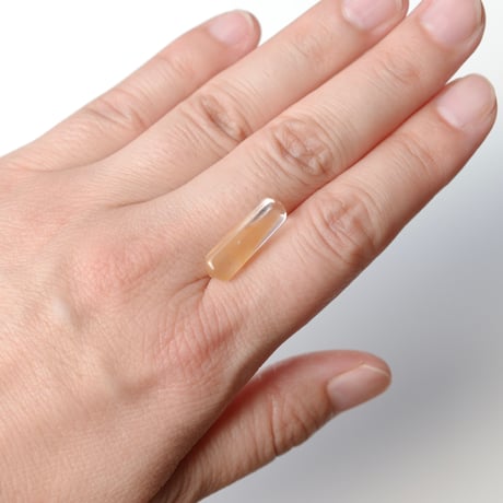 アンフィボールインクォーツ Amphibole in Quartz N038