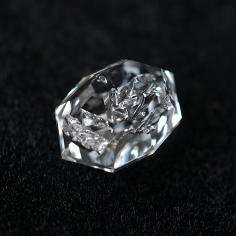 【自社研磨カット】ネガティブクリスタルインクォーツ Negative Crystal in Quartz 012