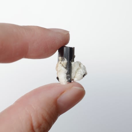 ブラックトルマリン Black Tourmaline N010