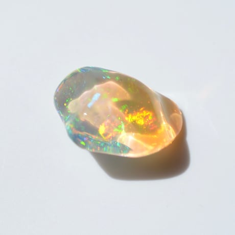 ファイヤーオパール Fire Opal 010