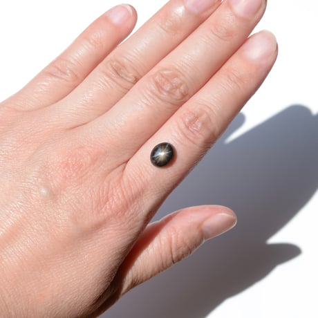 ブラックスターサファイア Black Star Sapphire 001