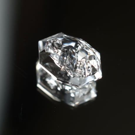 【自社研磨カット】ネガティブクリスタルインクォーツ Negative Crystal in Quartz 012