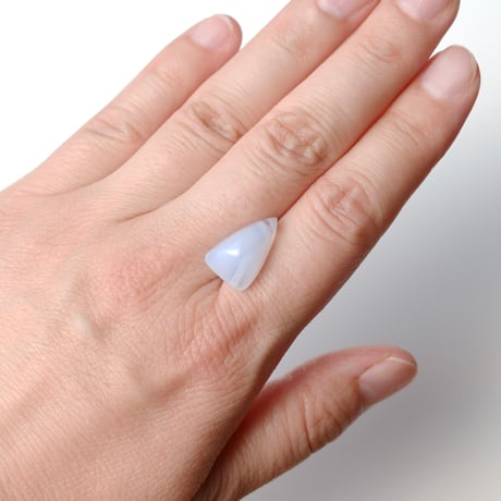 ブルーカルセドニー Blue Chalcedony N001