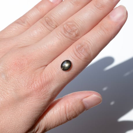 ブラックスターサファイア Black Star Sapphire 002