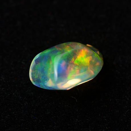 ファイヤーオパール Fire Opal 010
