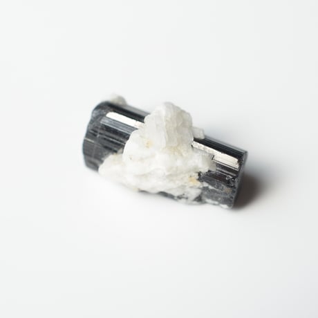 ブラックトルマリン Black Tourmaline N011
