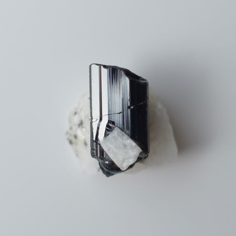 ブラックトルマリン Black Tourmaline N013