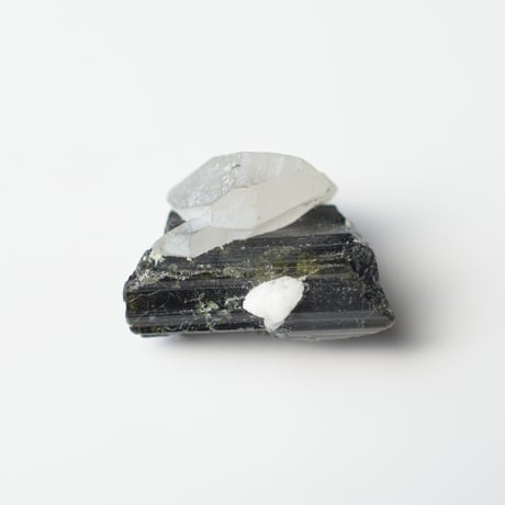 ブラックトルマリン Black Tourmaline N009