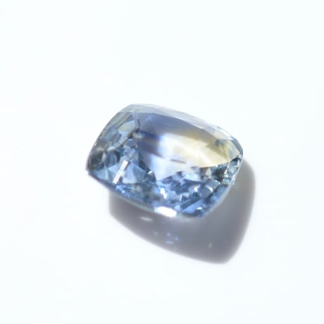 バイカラーサファイア Sapphire 011