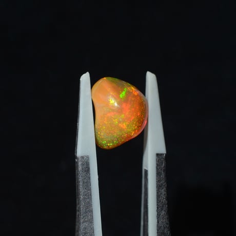 ファイヤーオパール Fire Opal 019