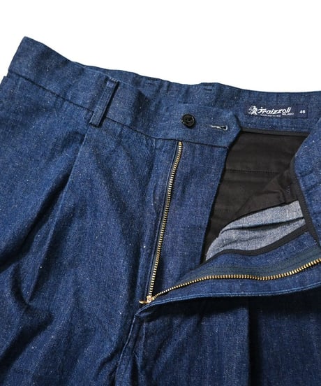 Fraizzoli Pleat Seamless Denim Slacks