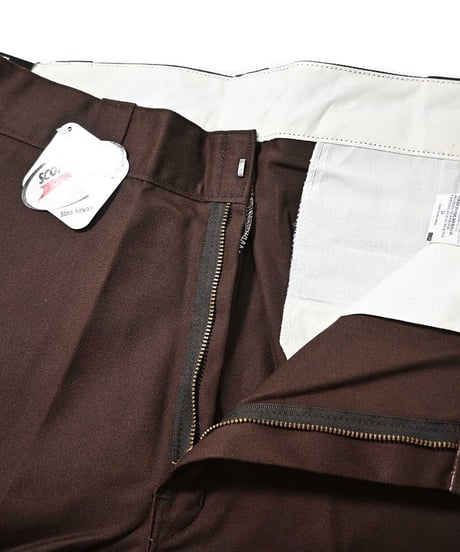 Deadstock Dickies 42283MH 13Inch Multi-Use Pocket Work Short Mahogany