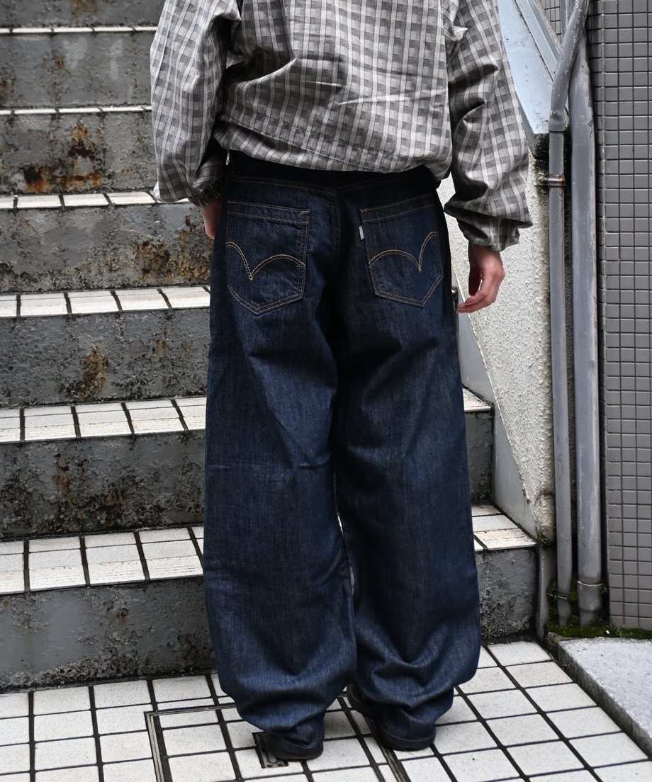6a9bb8fef6398e37c124104b