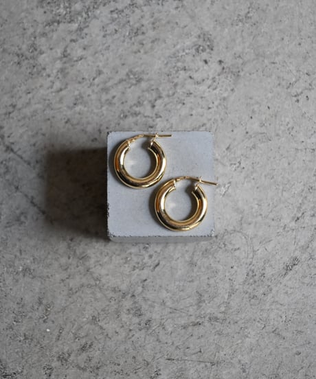 Italian Plating Gold Pierce -M