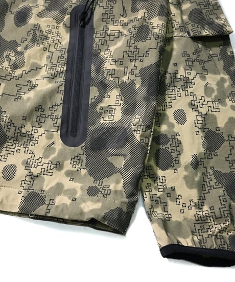 Nike Tech Woven Camo Windrunner Jacket Neutral Olive/Black