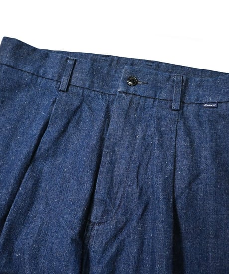 Fraizzoli Pleat Seamless Denim Slacks
