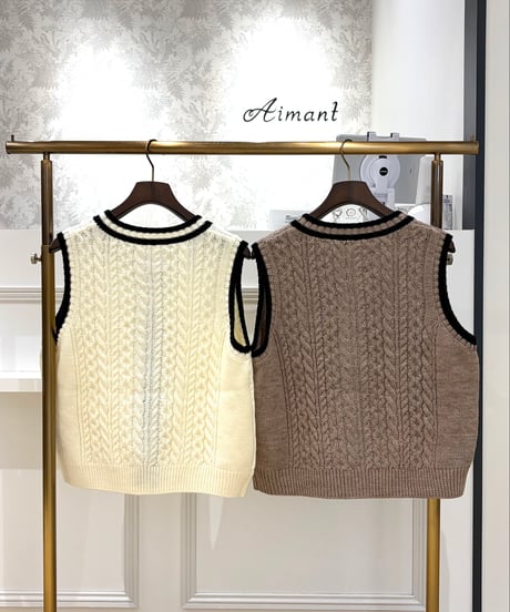 【Srieee／シュリ】パネルキルト×ニットドッキングベスト