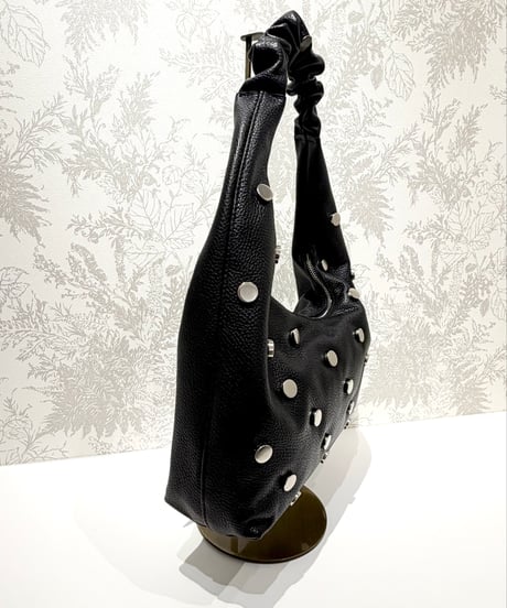 【atelier brugge×LAURA DI MAGGIO】レザースタッズワンショルダーバッグ