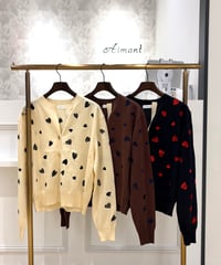 【PLUS PLUS／プラスプラス】ハート刺繍カーディガン