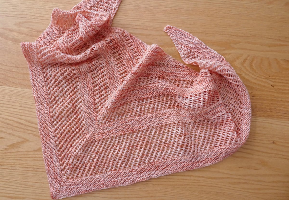 Reyna Shawl キット（印刷パターン・日本語解説付き） | yonayonaknitting