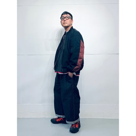STUMPSTAMP NON PADDED TYPE MA-1 "BLACK × WINE RED"