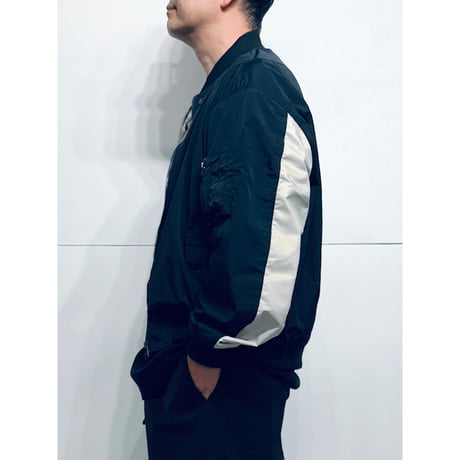 STUMPSTAMP NON PADDED TYPE MA-1 "BLACK × WHITE"