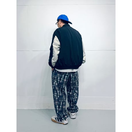 STUMPSTAMP NON PADDED TYPE MA-1 "BLACK × WHITE"