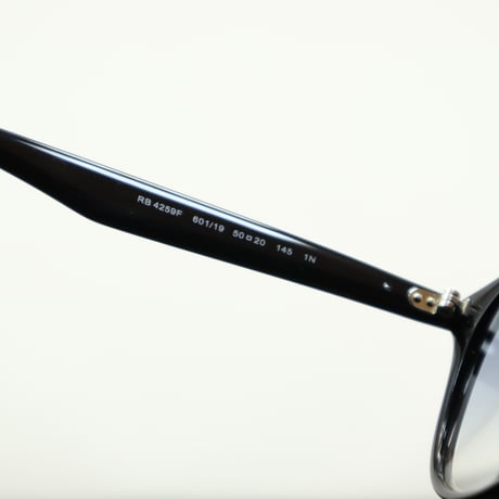 Ray-Ban レイバン RB4259-F 601/19 50サイズ ライトブルーグラデーション
