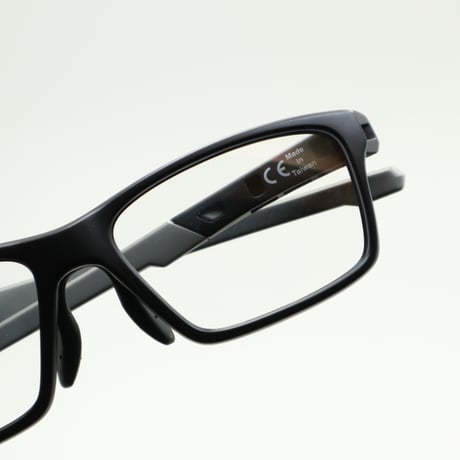 Invictus Eyewear / IE001-0103V Matte Black x Grey インビクタスアイウェア
