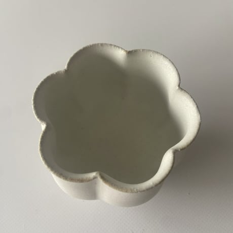 黒木泰等｜陶器 白釉すずらん カップ 茶杯