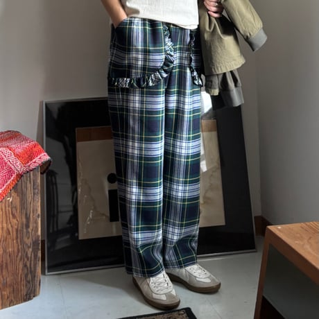 ウールタータン フリルポケットパンツ 262-3413 / homspun ホームスパン