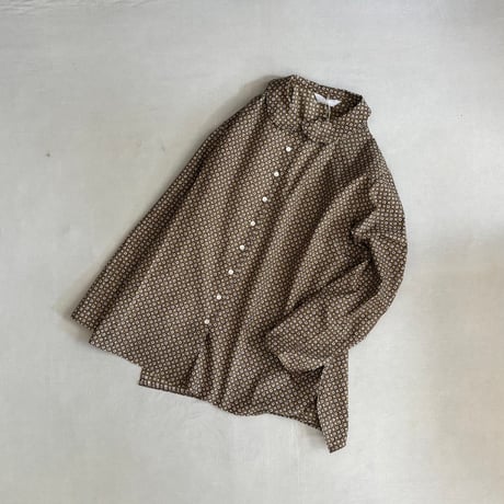 小花プリントフラットカラーブラウス 262-5758 / homspun ホームスパン
