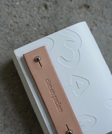 mini wallet  ➖SHAPES white ➖