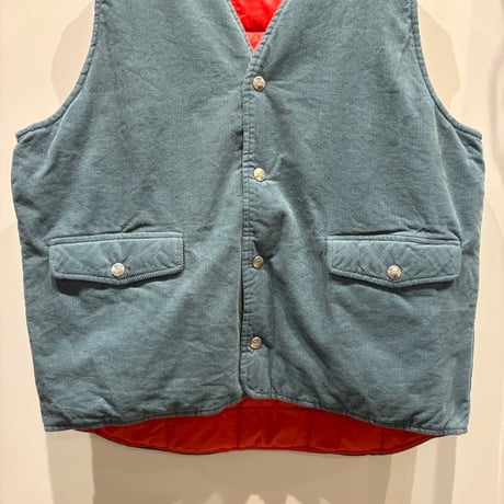 NECESSARY or UNNECESSARY（ネセサリーオアアンネセサリー） CORDUROY VEST（コーデュロイベスト）