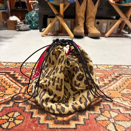 KOUHEI TERRAI （コウヘイテライ） Vintage Bandanna 巾着