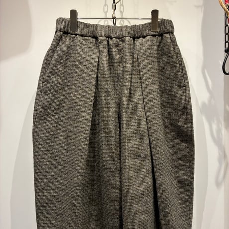 結-yui-(ゆい） C/W FULLING GUN CLUB WIDE TUCK EASY TROUSERS（コットンウールフルリングワイドタックイージートラウザース） /(YWTEP-007)