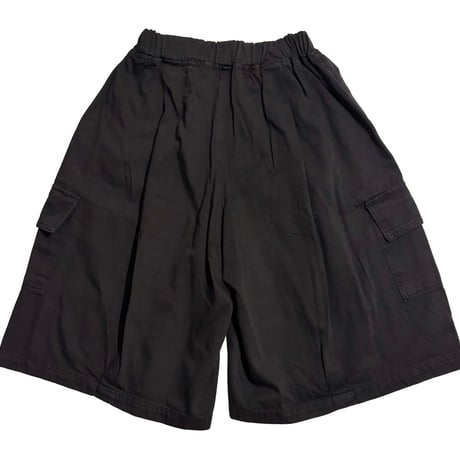 LOVE AYH WAPPEN HALF PANTS