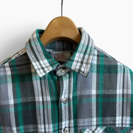 1980's Private Property Size M Heavy Nel Shirts Green
