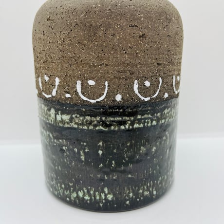 【Thomas Hellstrom / トーマス ヘルストローム】　フラワーベース　《Nittsjo》